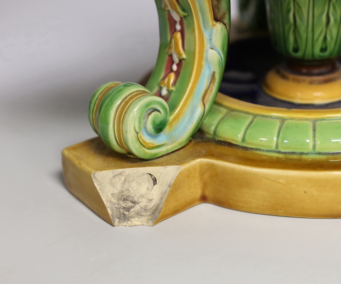 A large Minton neoclassical revival majolica pedestal bowl (a.f.) 34cm tall